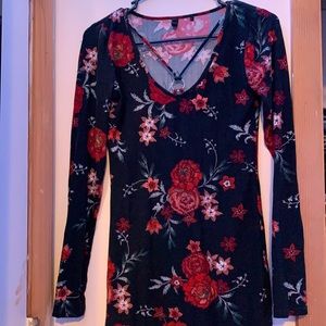 Bodycon Longsleeve Floral Dress